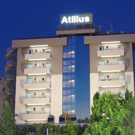 Atilius Hotel & Suites Riccione Exterior foto