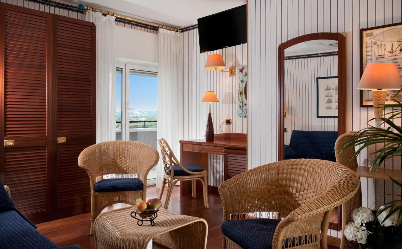 Atilius Hotel & Suites Riccione Exterior foto