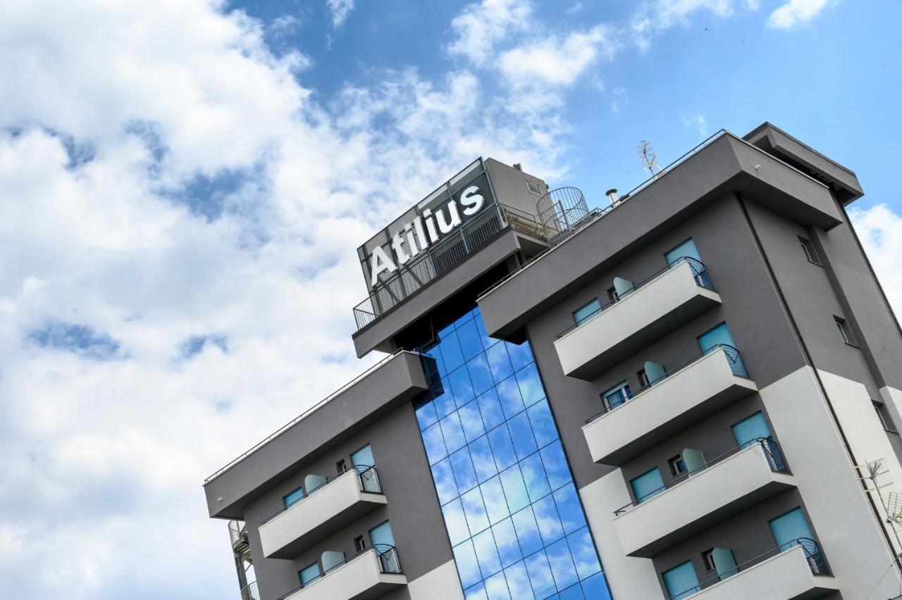Atilius Hotel & Suites Riccione Exterior foto