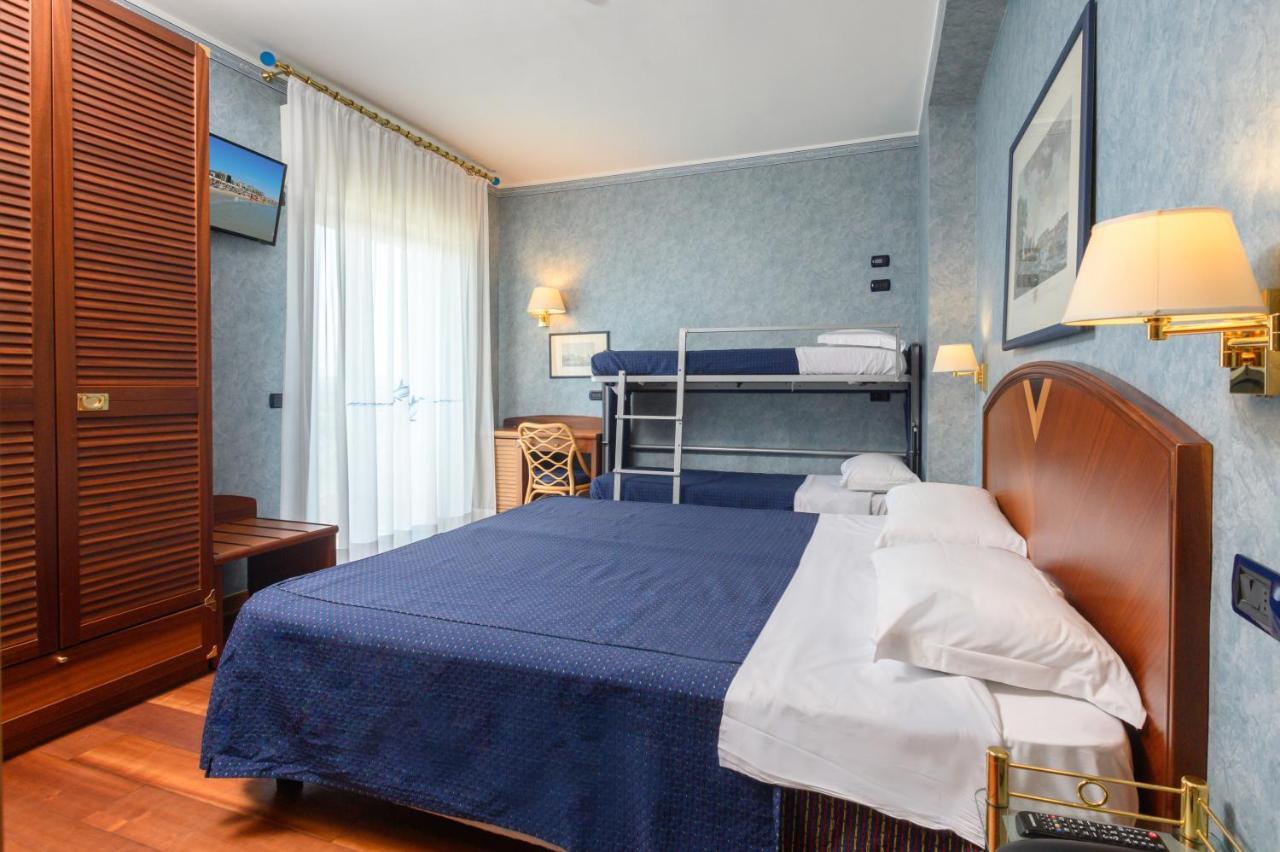 Atilius Hotel & Suites Riccione Exterior foto