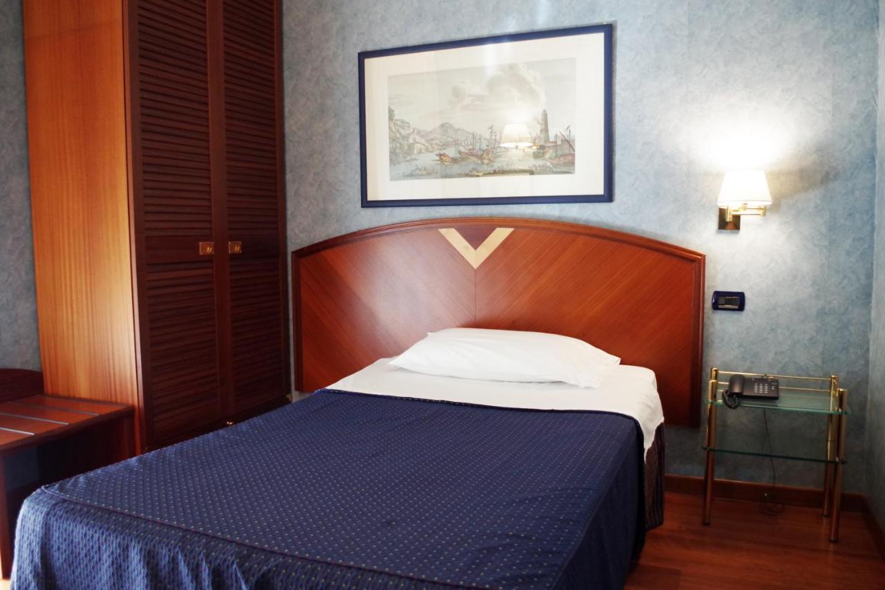 Atilius Hotel & Suites Riccione Exterior foto